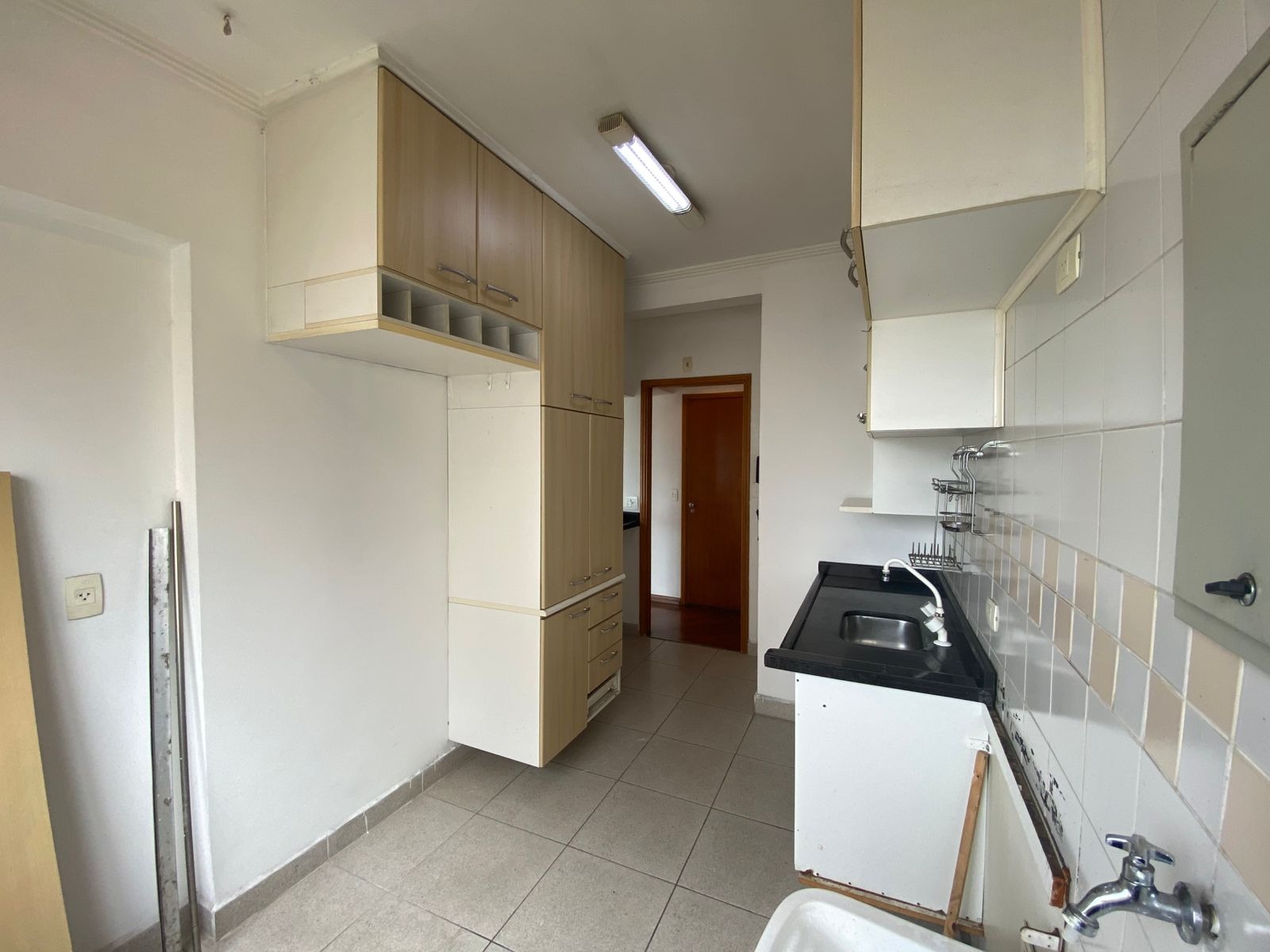 Apartamento à venda com 3 quartos, 80m² - Foto 7