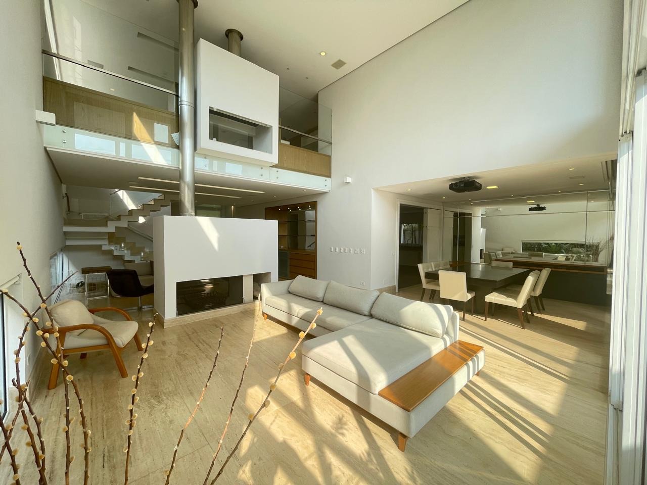 Casa de Condomínio à venda e aluguel com 4 quartos, 464m² - Foto 2
