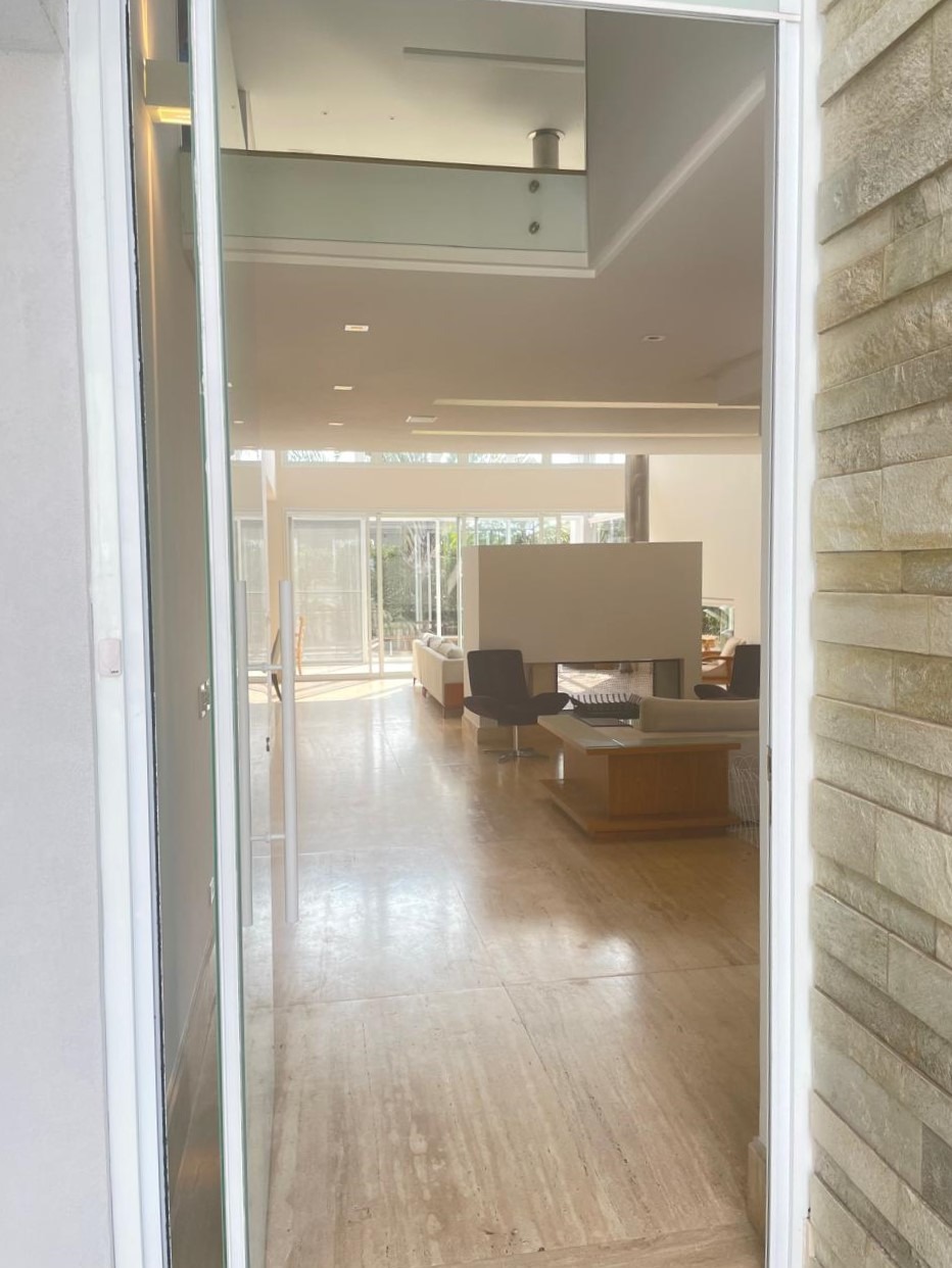 Casa de Condomínio à venda e aluguel com 4 quartos, 464m² - Foto 3