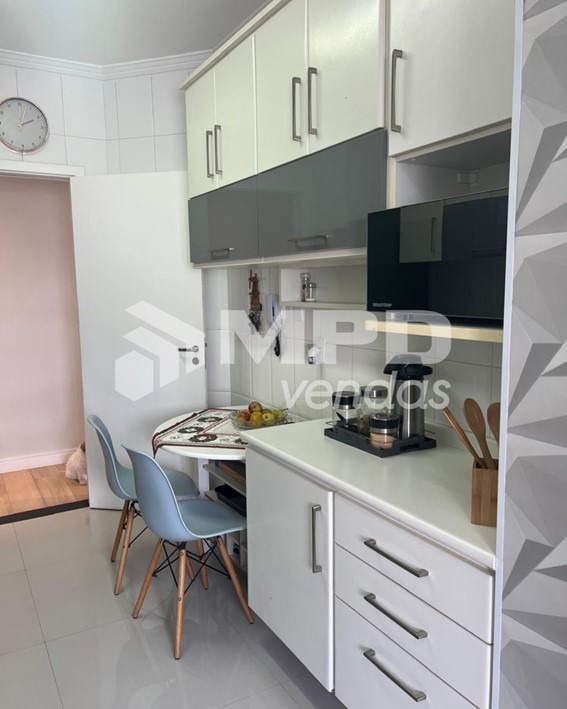 Apartamento à venda com 3 quartos, 101m² - Foto 11