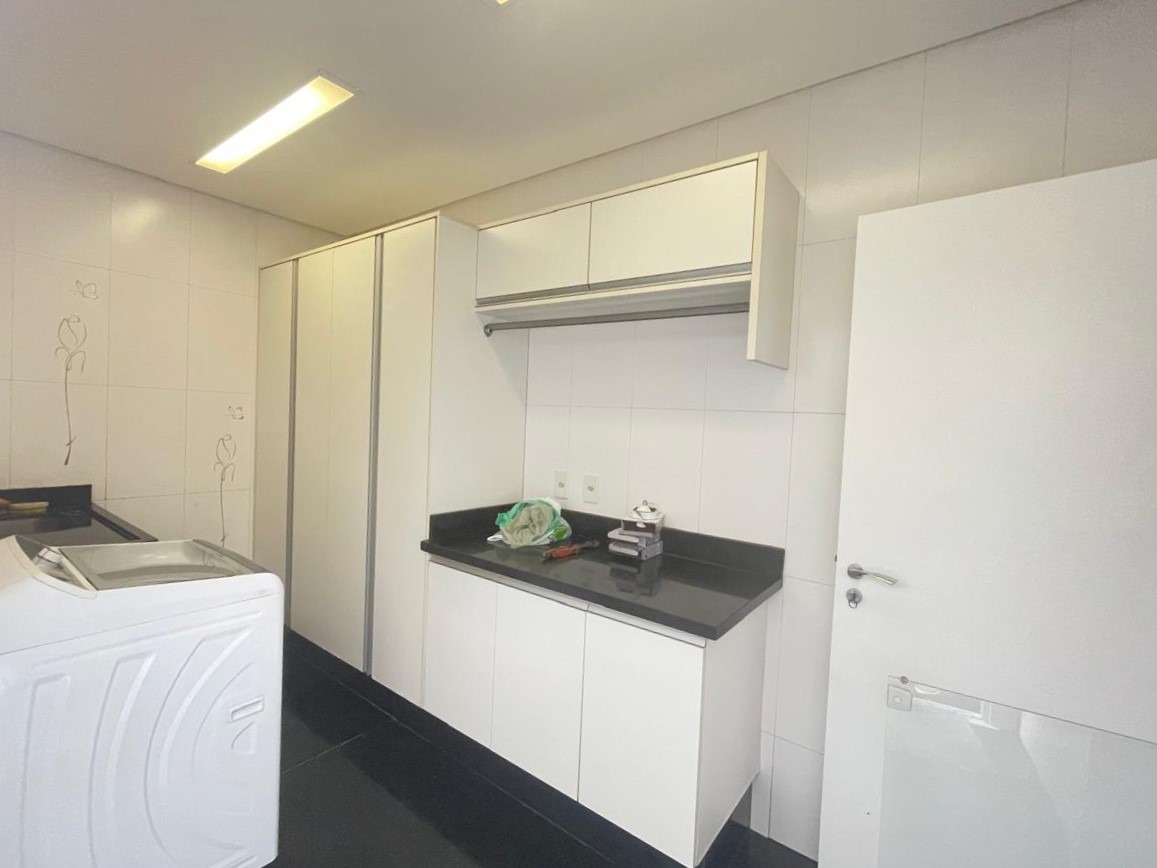 Casa de Condomínio à venda e aluguel com 4 quartos, 464m² - Foto 32