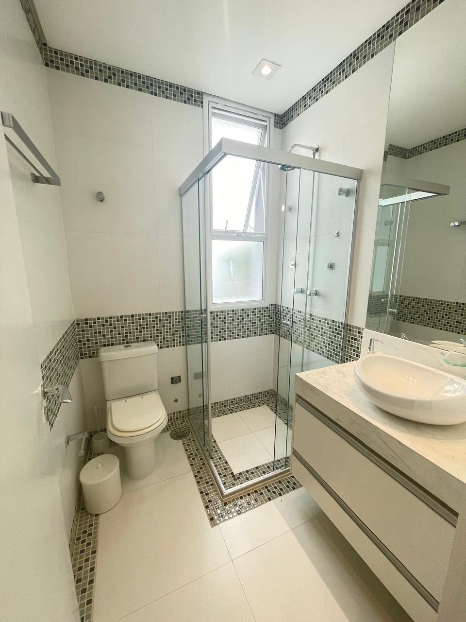 Casa de Condomínio à venda e aluguel com 4 quartos, 464m² - Foto 75
