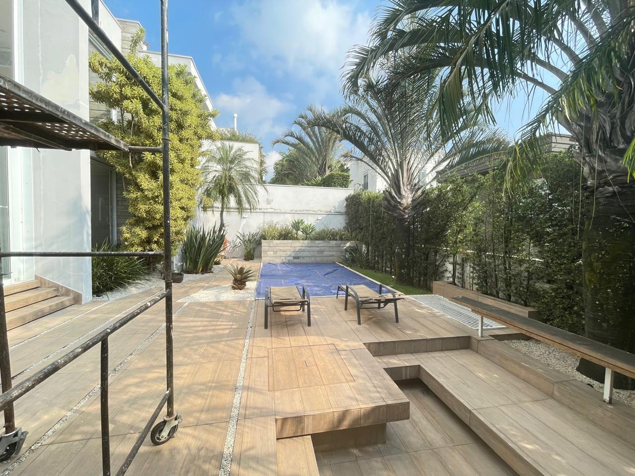 Casa de Condomínio à venda e aluguel com 4 quartos, 464m² - Foto 42