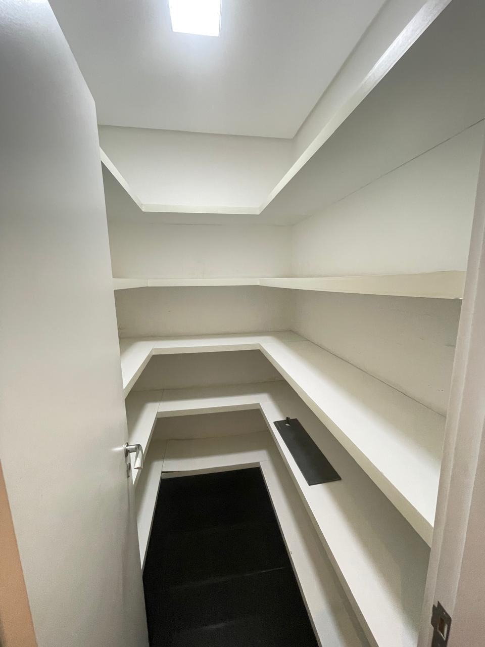 Casa de Condomínio à venda e aluguel com 4 quartos, 464m² - Foto 29