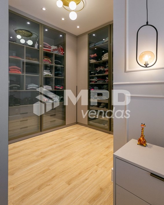 Apartamento à venda com 3 quartos, 224m² - Foto 30