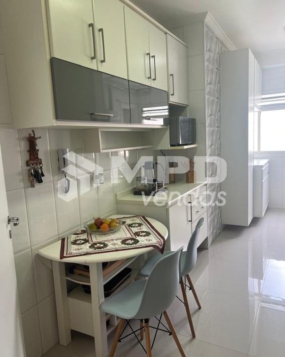 Apartamento à venda com 3 quartos, 101m² - Foto 10