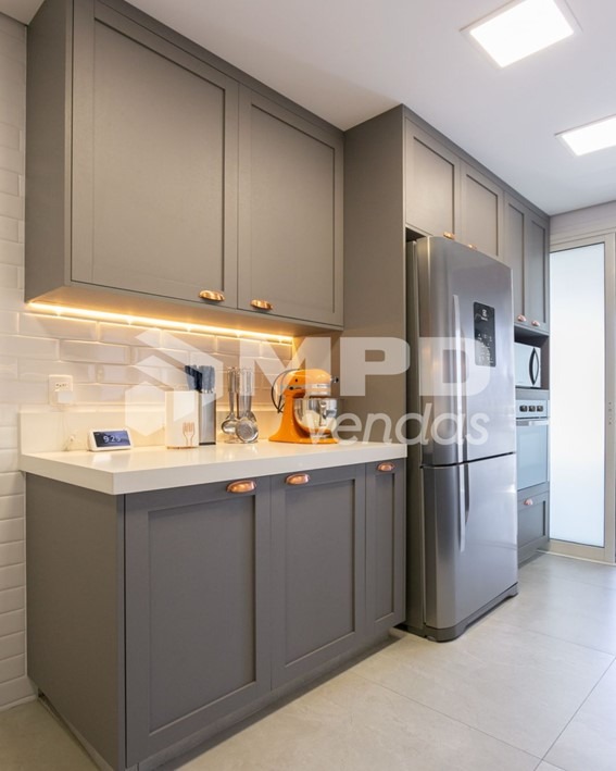 Apartamento à venda com 3 quartos, 224m² - Foto 21