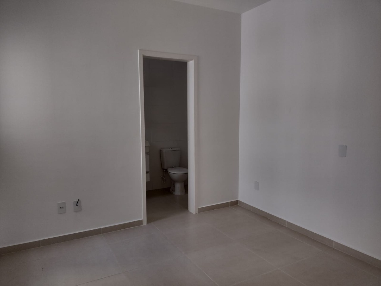 Apartamento para alugar com 3 quartos, 84m² - Foto 7