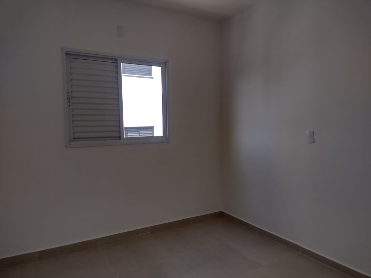 Apartamento para alugar com 3 quartos, 84m² - Foto 9