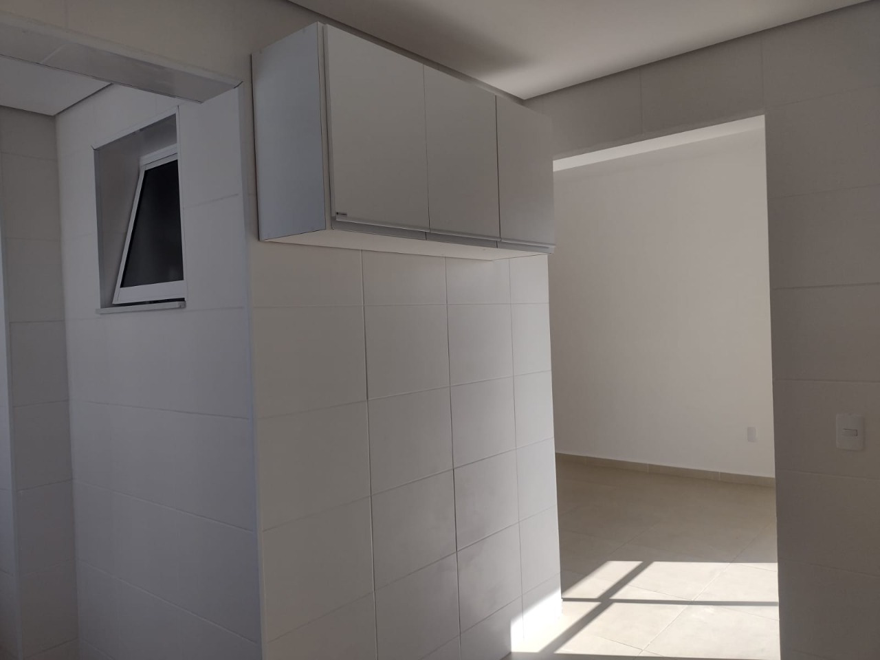 Apartamento para alugar com 3 quartos, 84m² - Foto 4