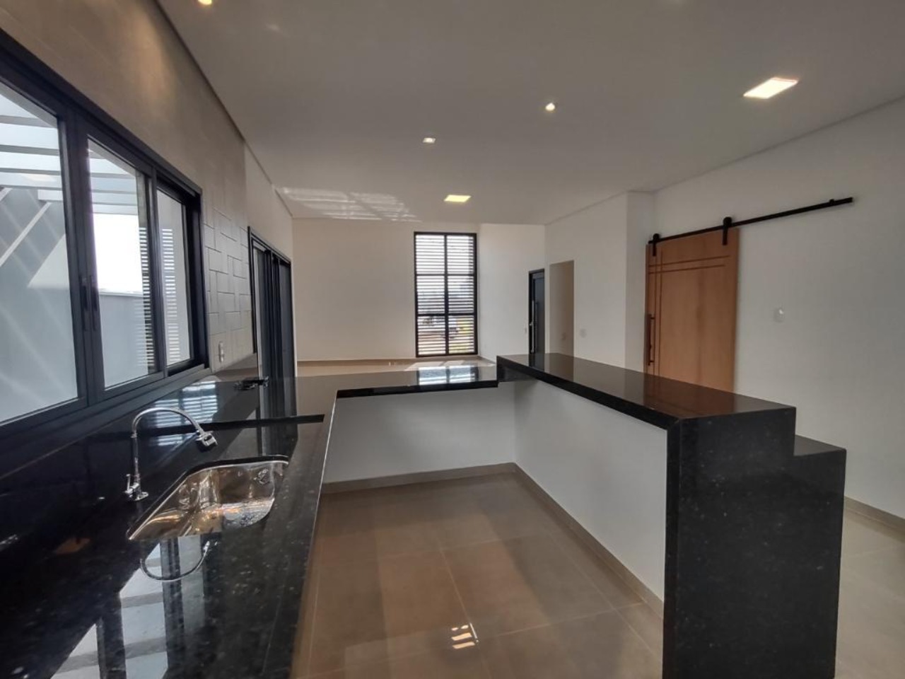 Casa à venda com 3 quartos, 167m² - Foto 18