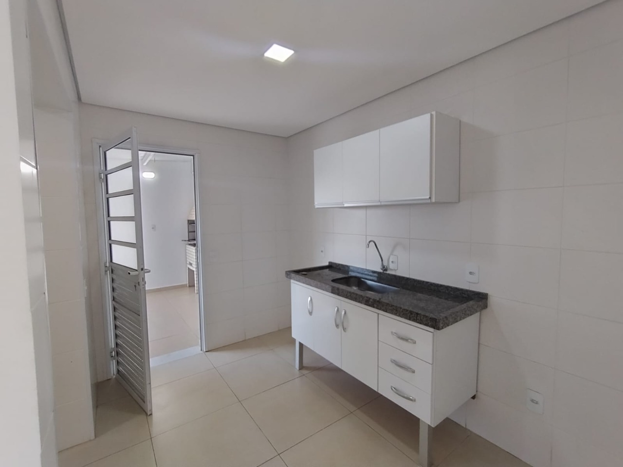 Apartamento para alugar com 3 quartos - Foto 2