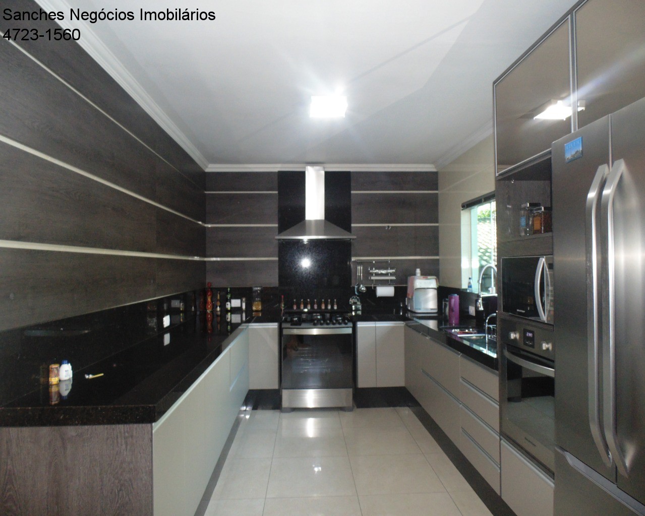 Casa de Condomínio à venda com 4 quartos, 300m² - Foto 7