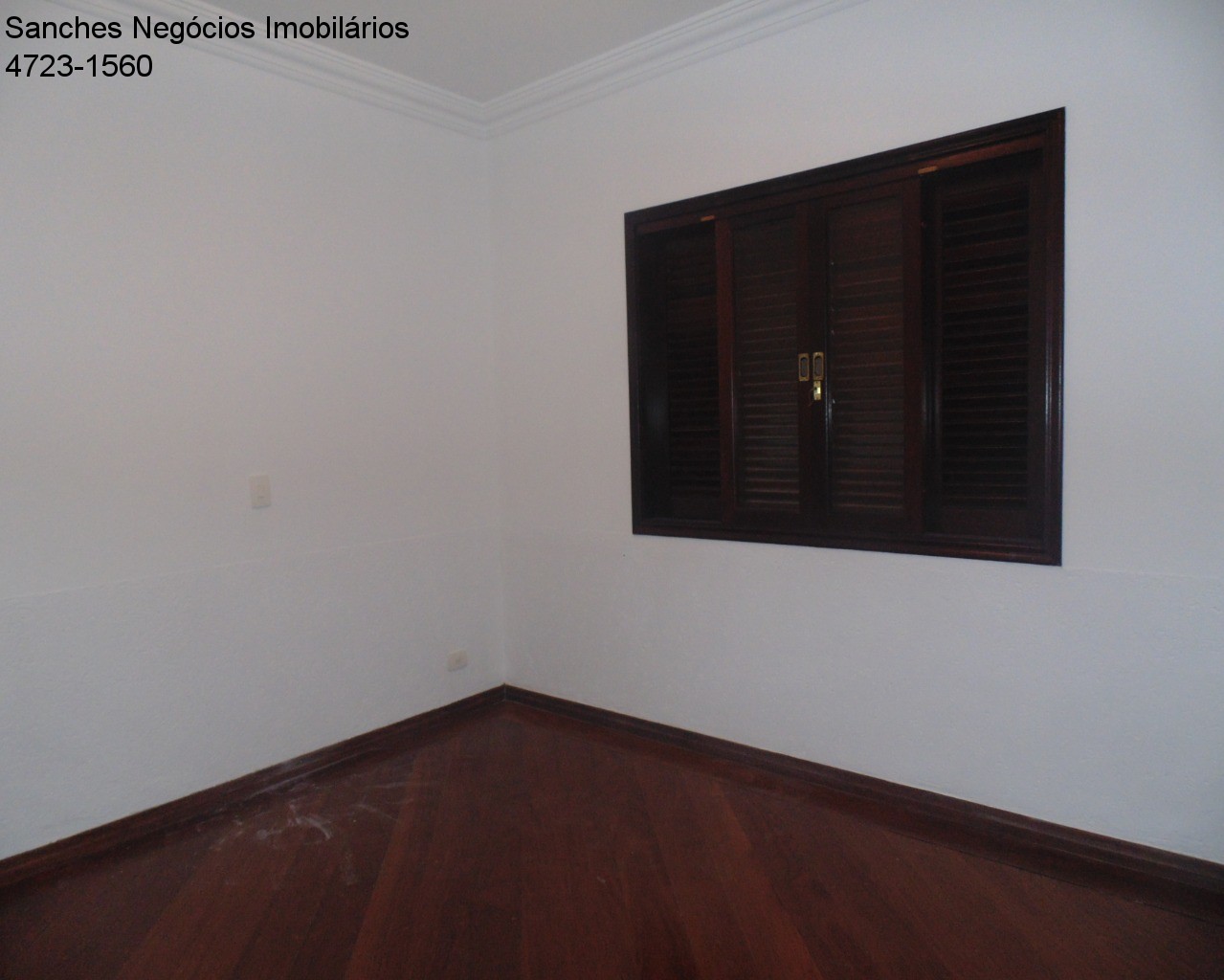 Casa de Condomínio para alugar com 3 quartos, 300m² - Foto 11