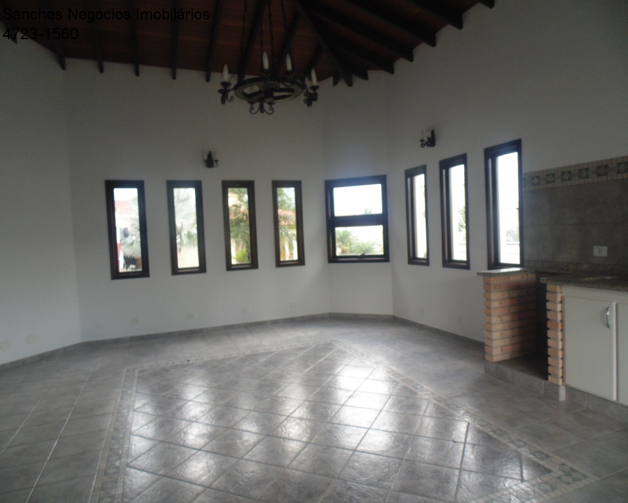 Casa de Condomínio para alugar com 3 quartos, 300m² - Foto 15