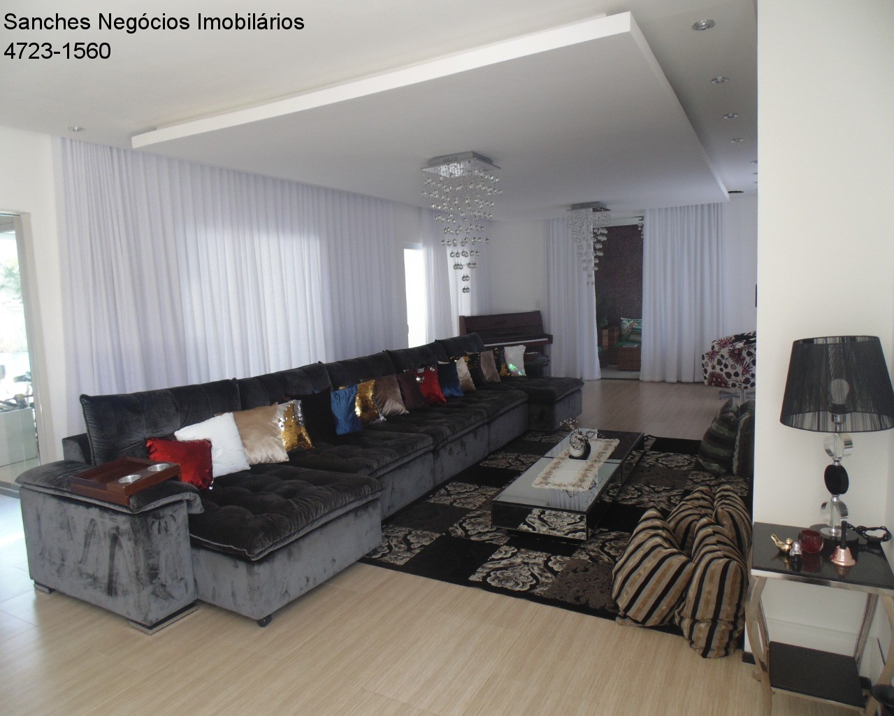 Casa de Condomínio à venda com 9 quartos, 600m² - Foto 4