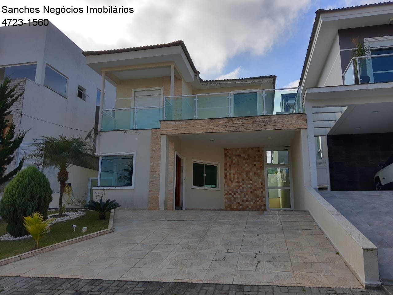 Casa de Condomínio à venda com 2 quartos, 202m² - Foto 1