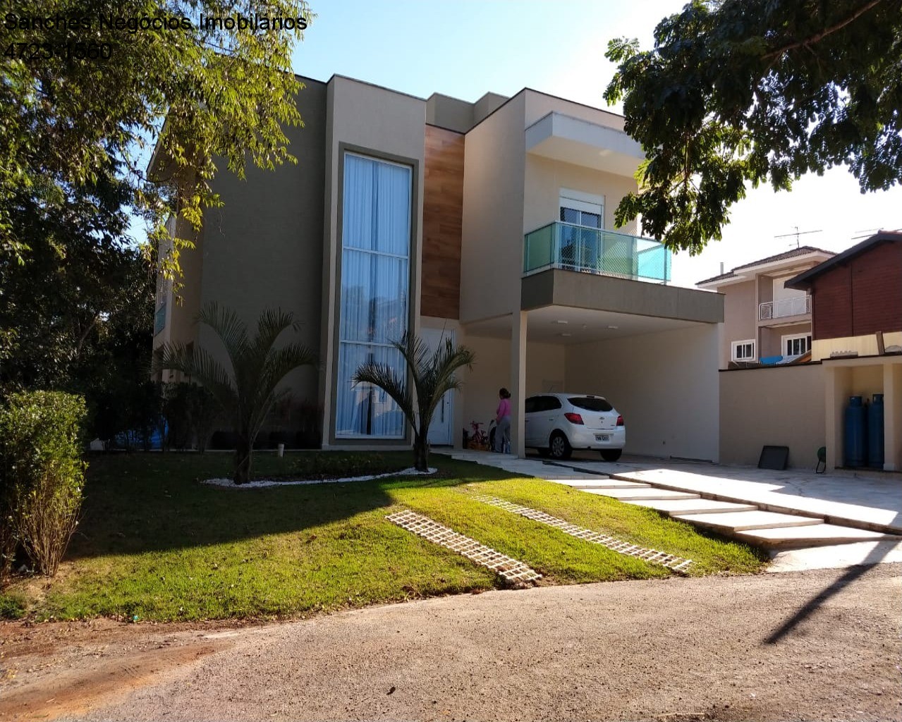 Casa de Condomínio à venda com 3 quartos, 381m² - Foto 2