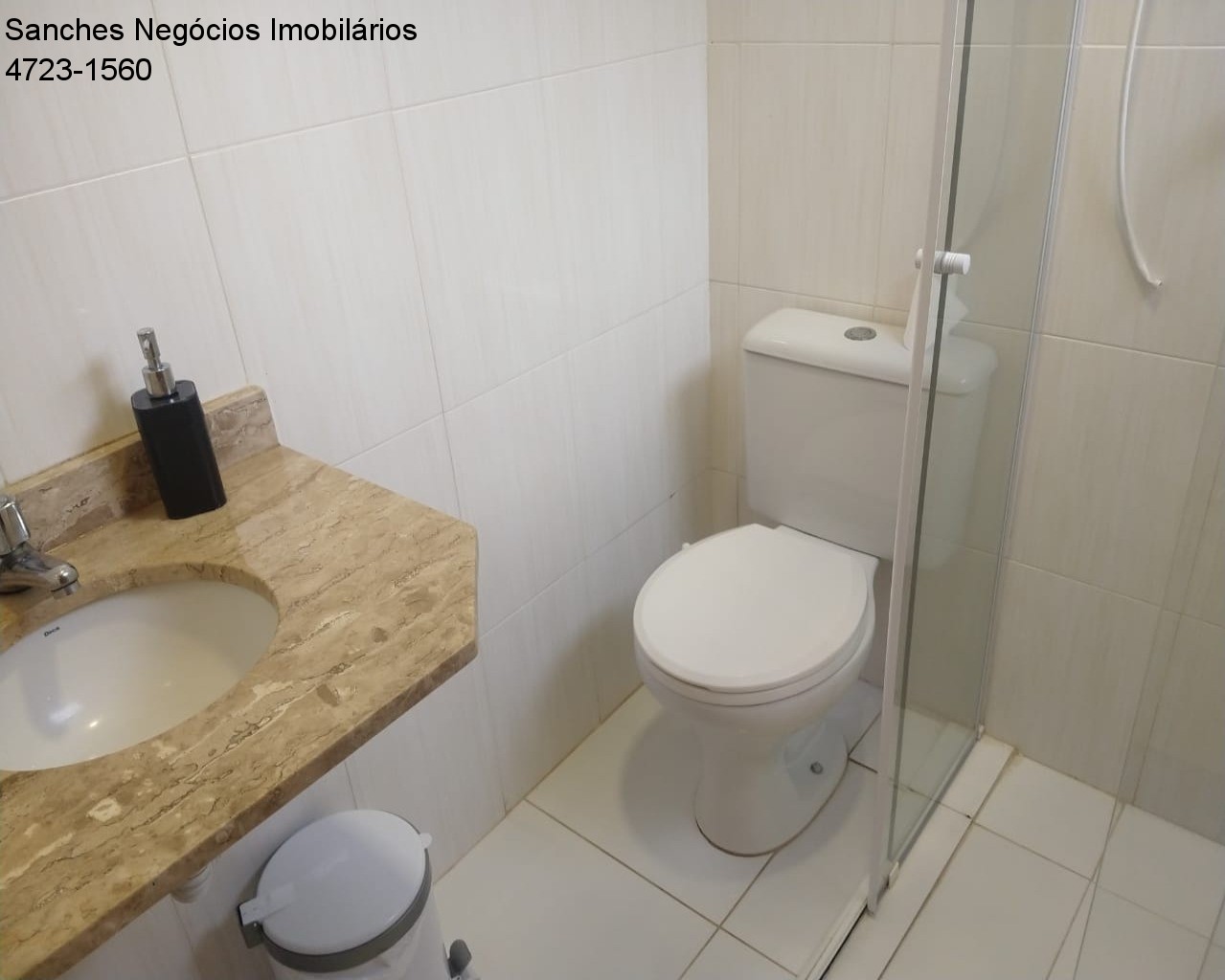 Casa de Condomínio à venda e aluguel com 4 quartos, 300m² - Foto 22