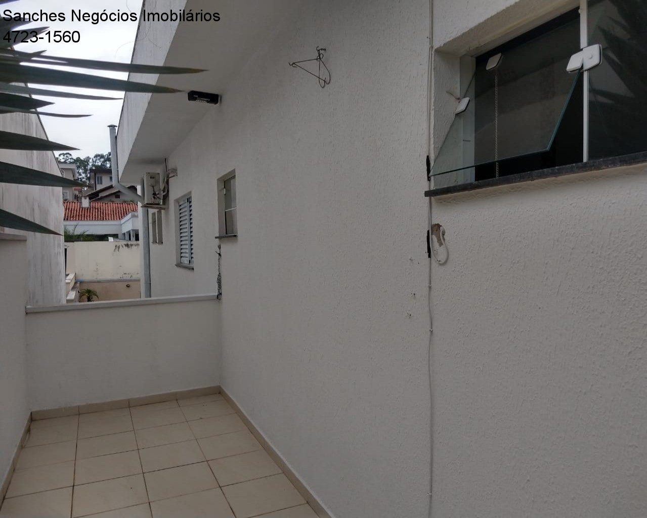 Casa de Condomínio à venda e aluguel com 4 quartos, 300m² - Foto 23