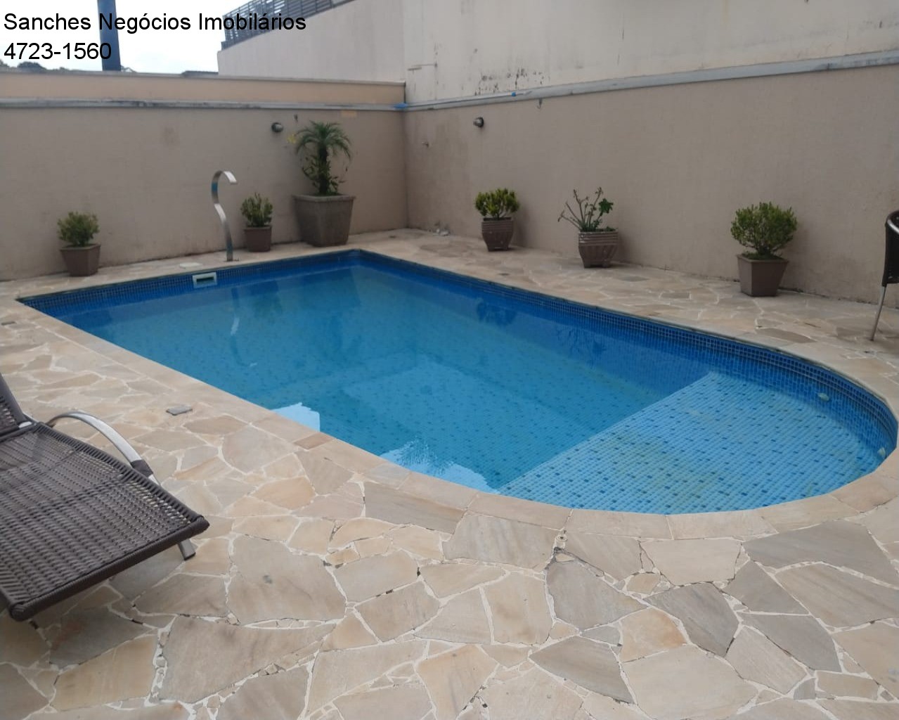 Casa de Condomínio à venda e aluguel com 4 quartos, 300m² - Foto 27