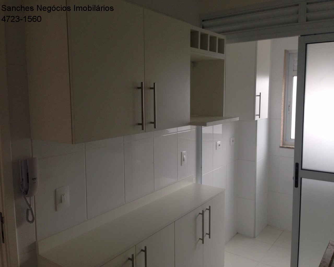 Apartamento à venda com 2 quartos, 60m² - Foto 3