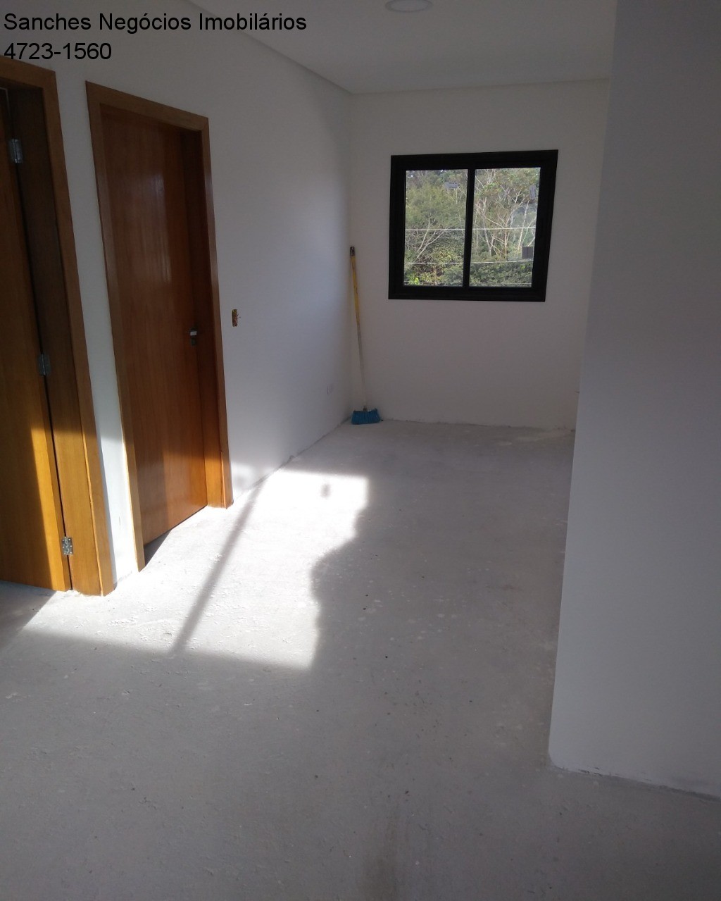 Casa de Condomínio à venda com 3 quartos, 250m² - Foto 3