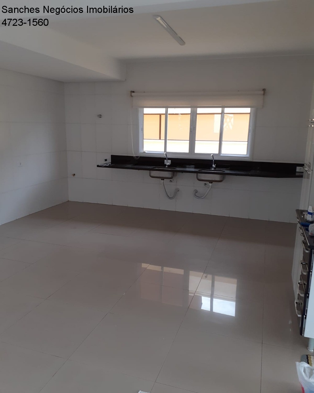 Casa de Condomínio à venda e aluguel com 4 quartos, 350m² - Foto 12