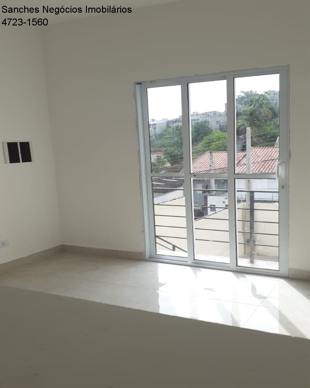 Casa à venda com 2 quartos, 65m² - Foto 11