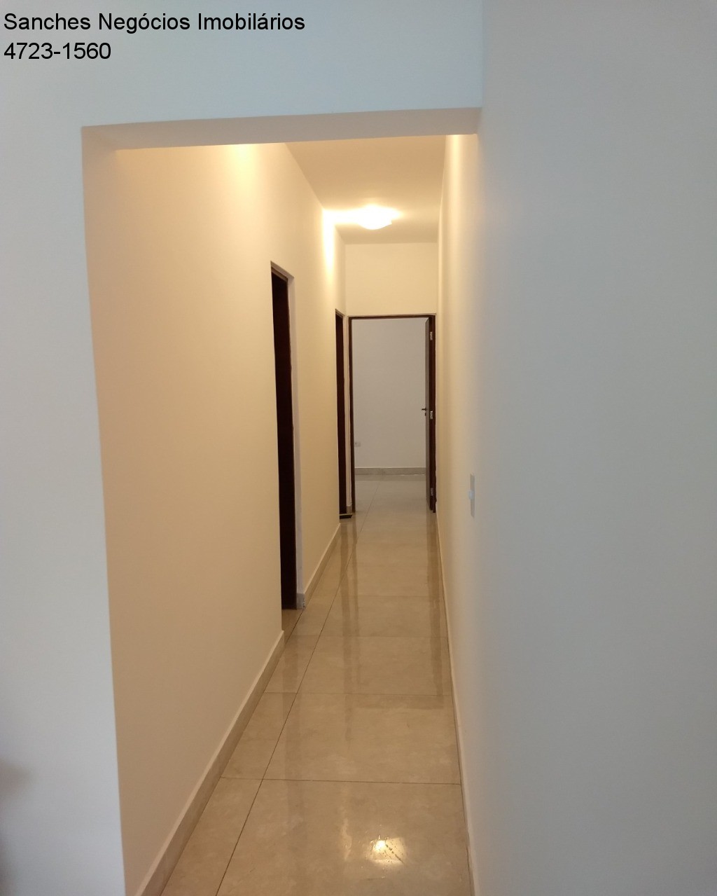 Casa à venda com 2 quartos, 65m² - Foto 2