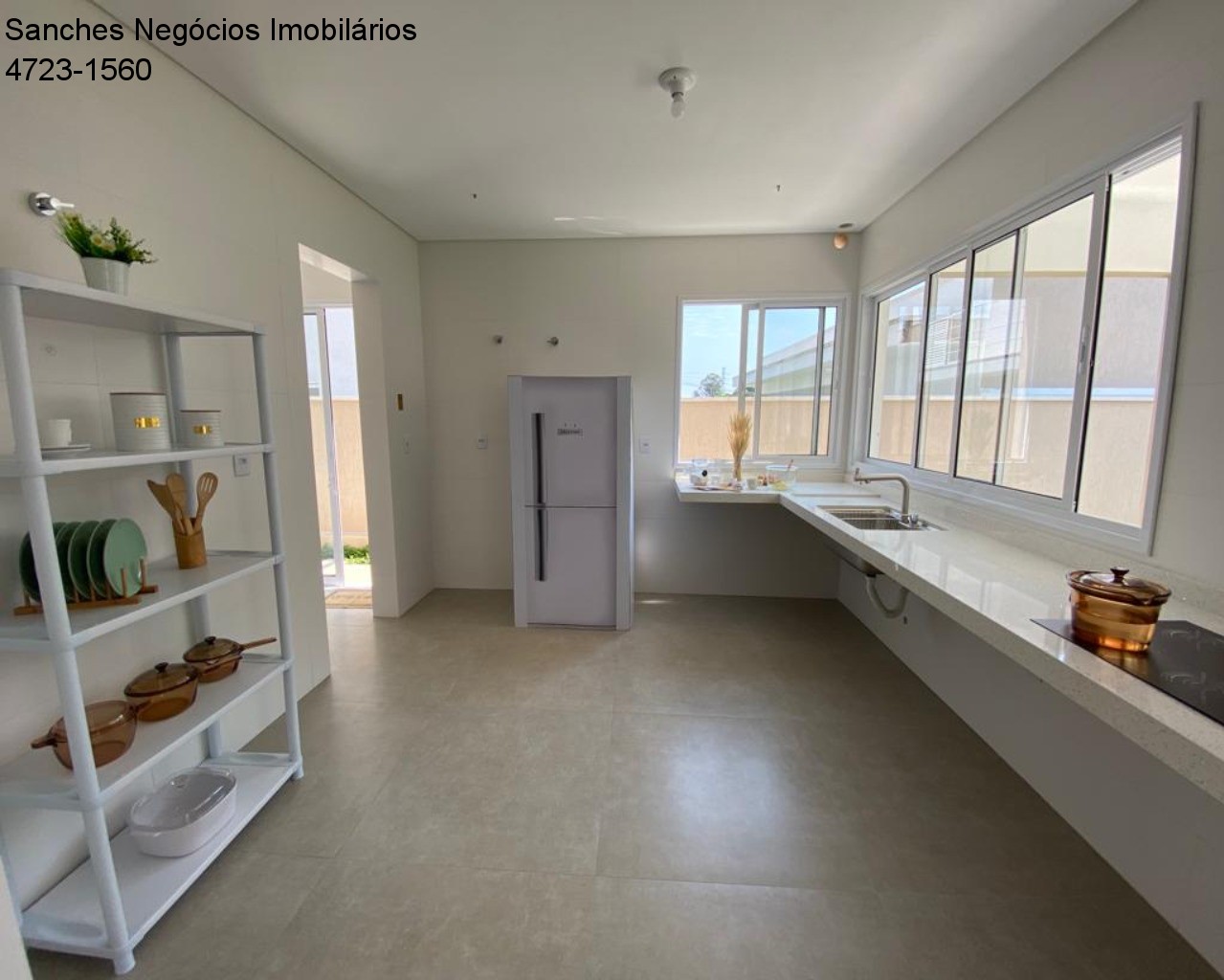 Casa de Condomínio à venda com 3 quartos, 250m² - Foto 7