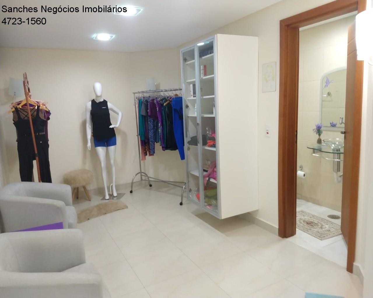 Casa à venda e aluguel com 3 quartos, 200m² - Foto 4