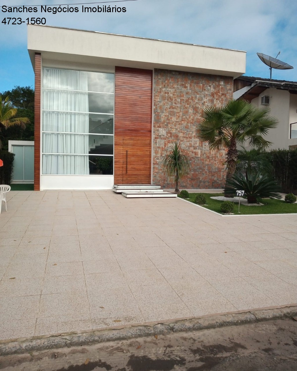 Casa à venda com 4 quartos, 400m² - Foto 1