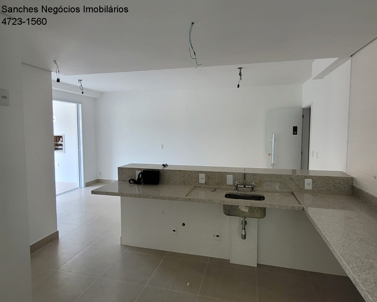 Apartamento à venda com 3 quartos, 135m² - Foto 11