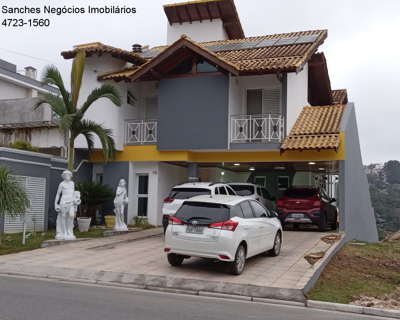 Casa de Condomínio à venda com 4 quartos, 347m² - Foto 2