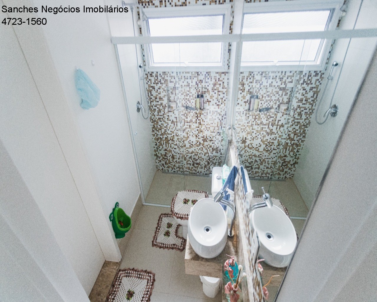 Casa de Condomínio à venda com 3 quartos, 200m² - Foto 17