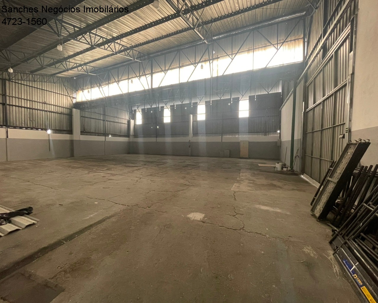 Depósito-Galpão-Armazém à venda e aluguel, 3770m² - Foto 11