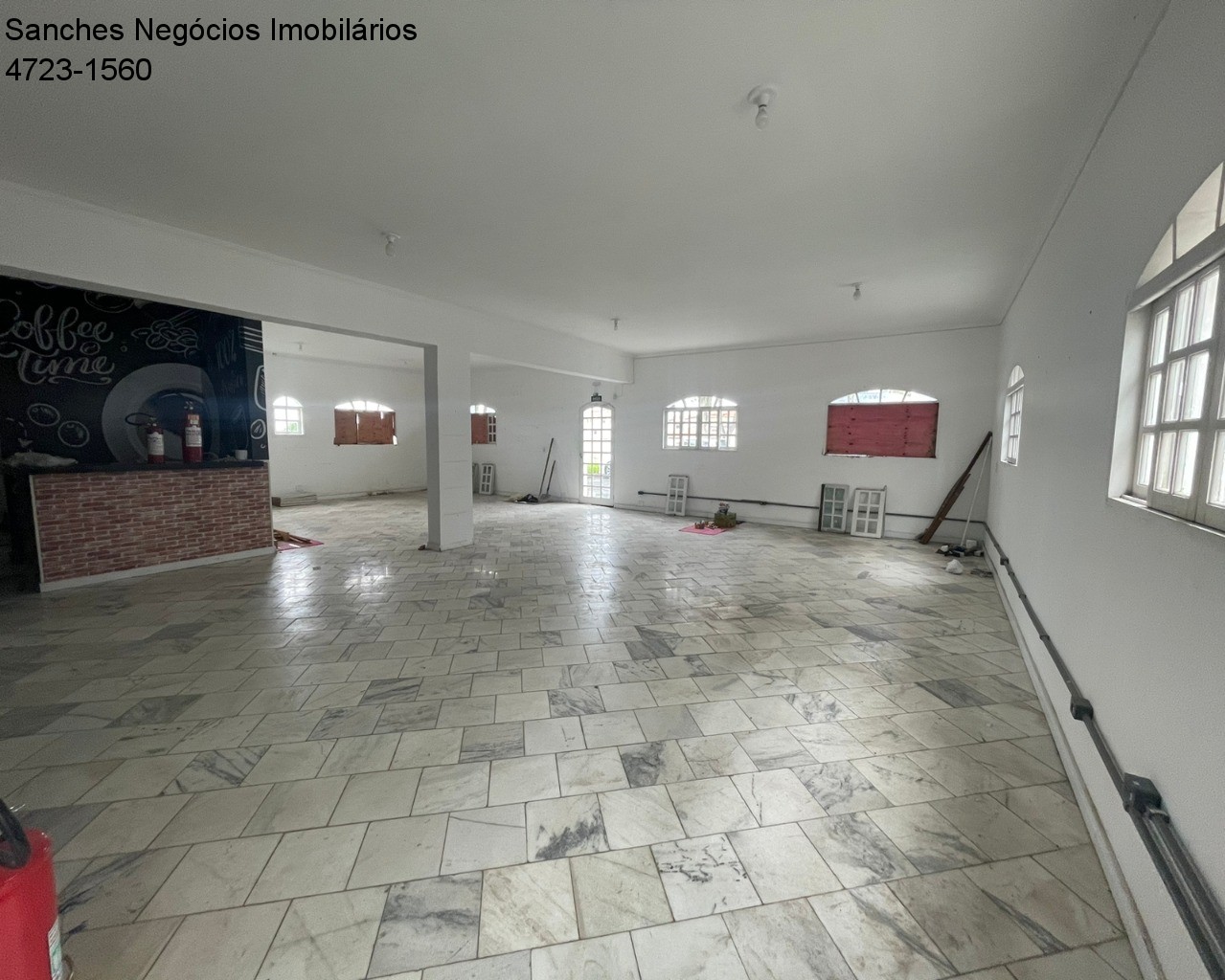 Depósito-Galpão-Armazém à venda e aluguel, 3770m² - Foto 9