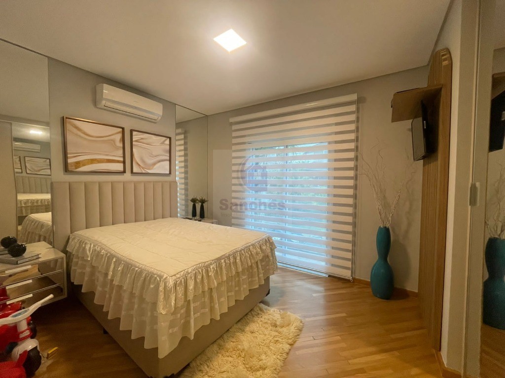 Casa de Condomínio à venda com 3 quartos, 380m² - Foto 25