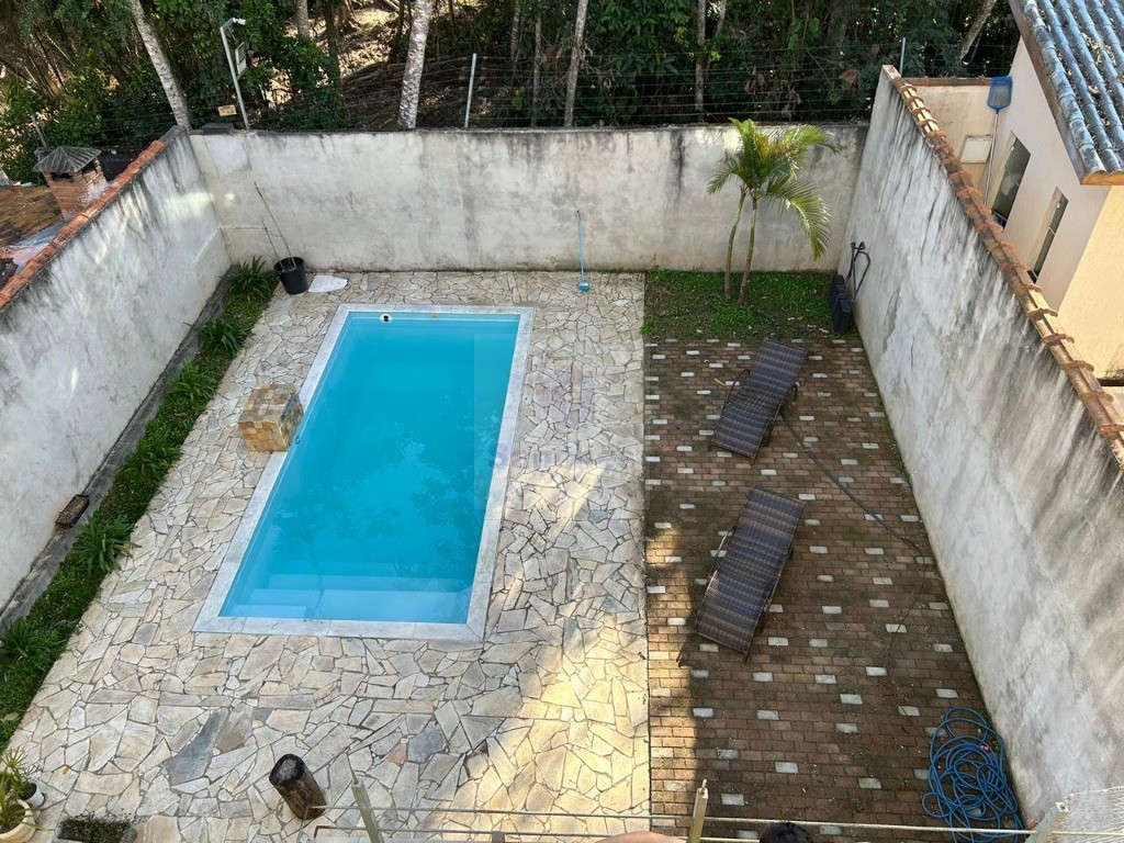 Sobrado à venda com 3 quartos, 300m² - Foto 17