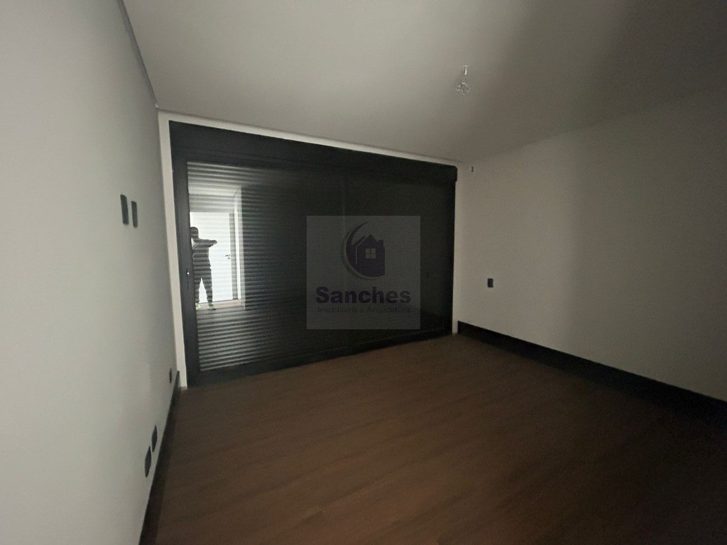 Casa de Condomínio à venda com 4 quartos, 500m² - Foto 12