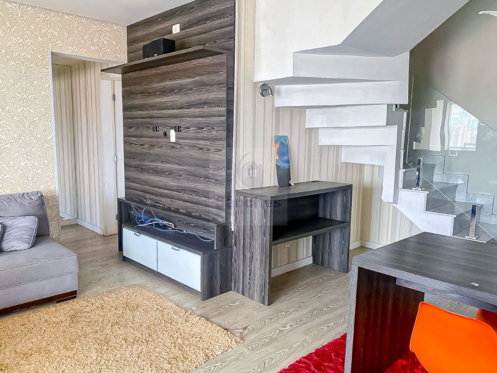 Apartamento à venda com 3 quartos, 180m² - Foto 2