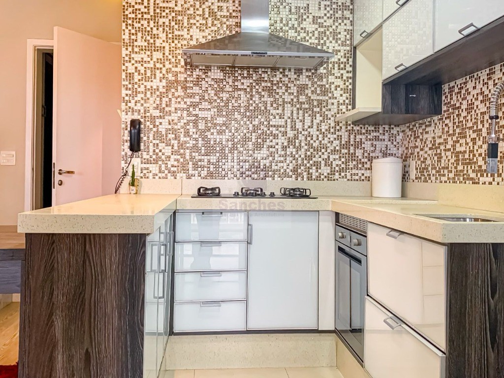 Apartamento à venda com 3 quartos, 180m² - Foto 6