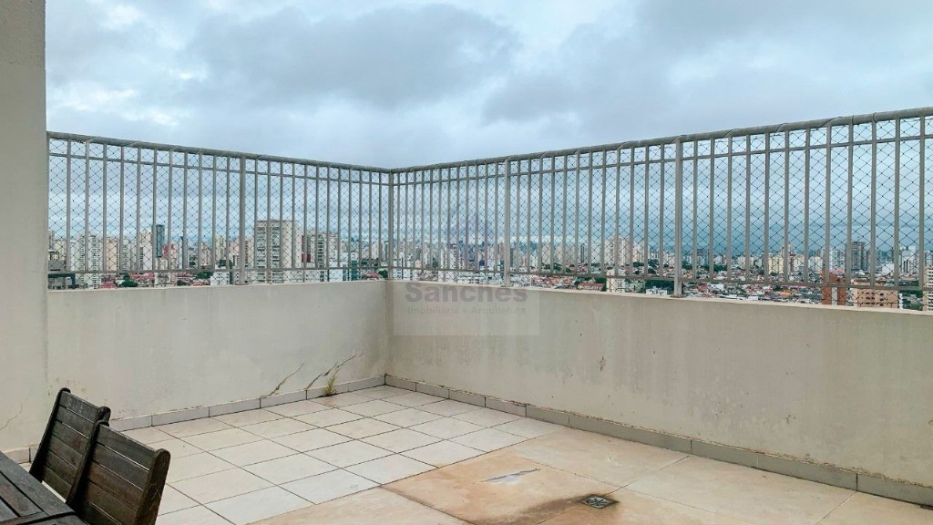 Apartamento à venda com 3 quartos, 180m² - Foto 17