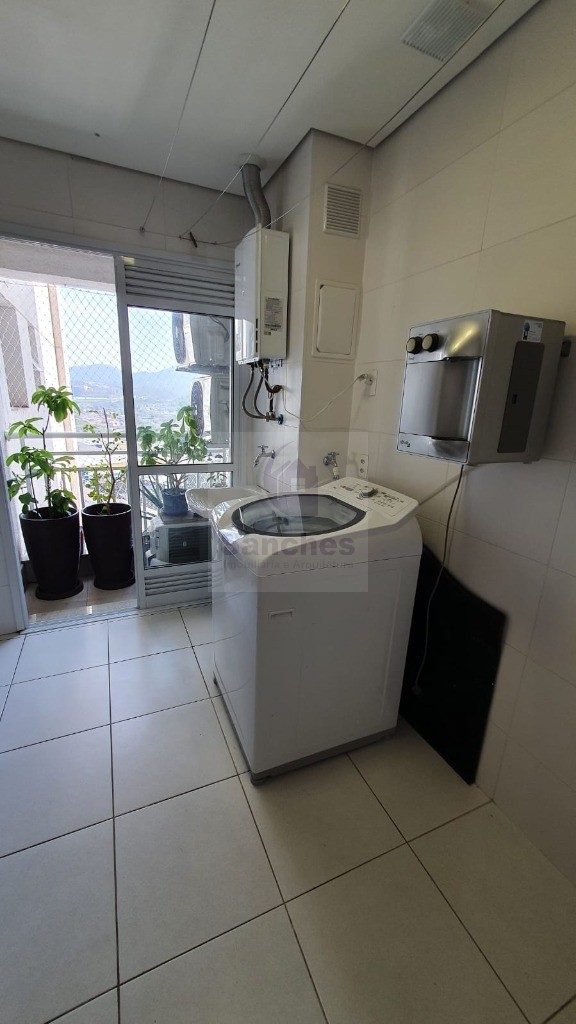 Apartamento à venda com 3 quartos, 101m² - Foto 32