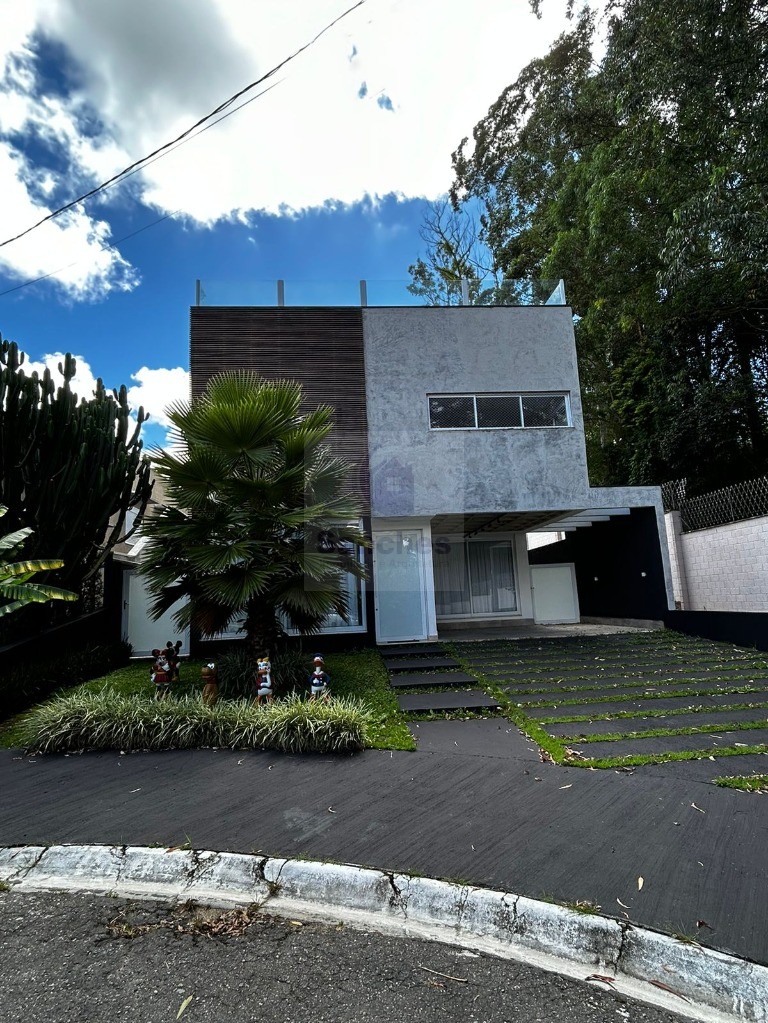 Sobrado à venda com 3 quartos, 260m² - Foto 2