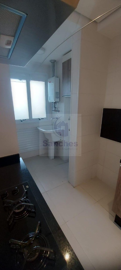 Apartamento à venda com 2 quartos, 72m² - Foto 5