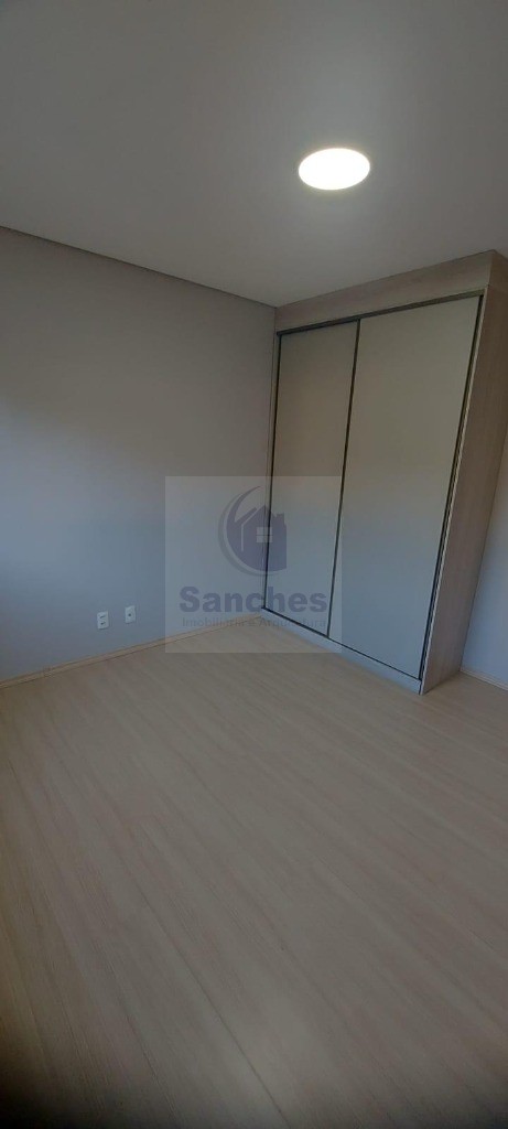 Apartamento à venda com 2 quartos, 72m² - Foto 11