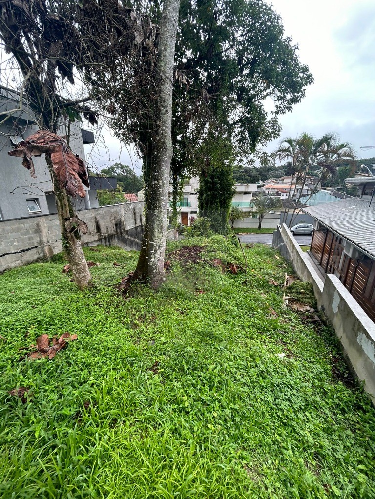 Terreno à venda, 300m² - Foto 1