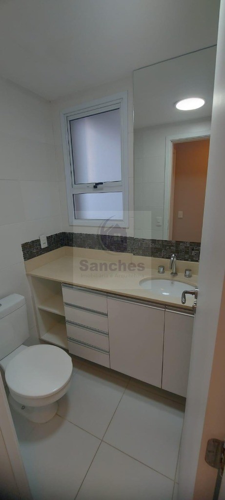 Apartamento à venda com 2 quartos, 72m² - Foto 18